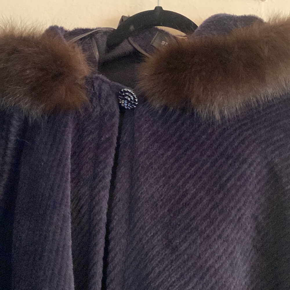 Gorgeous Cape with fur hood